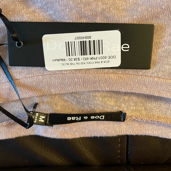 Women’s Doe & Rae Medium Color Block tee - Picture 3 of 3